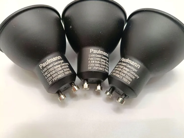 standardowy-reflektor-led-gu10-230-v-temperatura-barwowa-2200-k