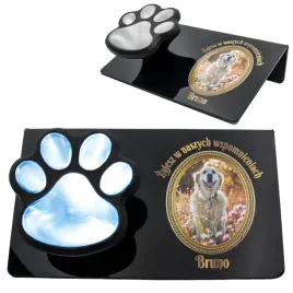 znicz-solarny-led-dla-psa-kota-statuetka-ze-zdjeciem-pupila-i-jego-imie