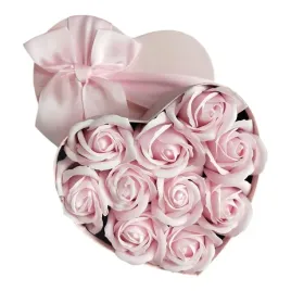 flowerbox-kwiaty-mydlane-roze-reczne-wykonanie-serce-prezent-na-urodziny