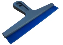 sciagaczka-do-wody-kabin-prysznicowych-szyb-luster-auta-sylikonowa-23-cm