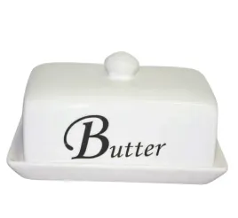 maselniczka-ceramiczna-biala-z-napisem-butter
