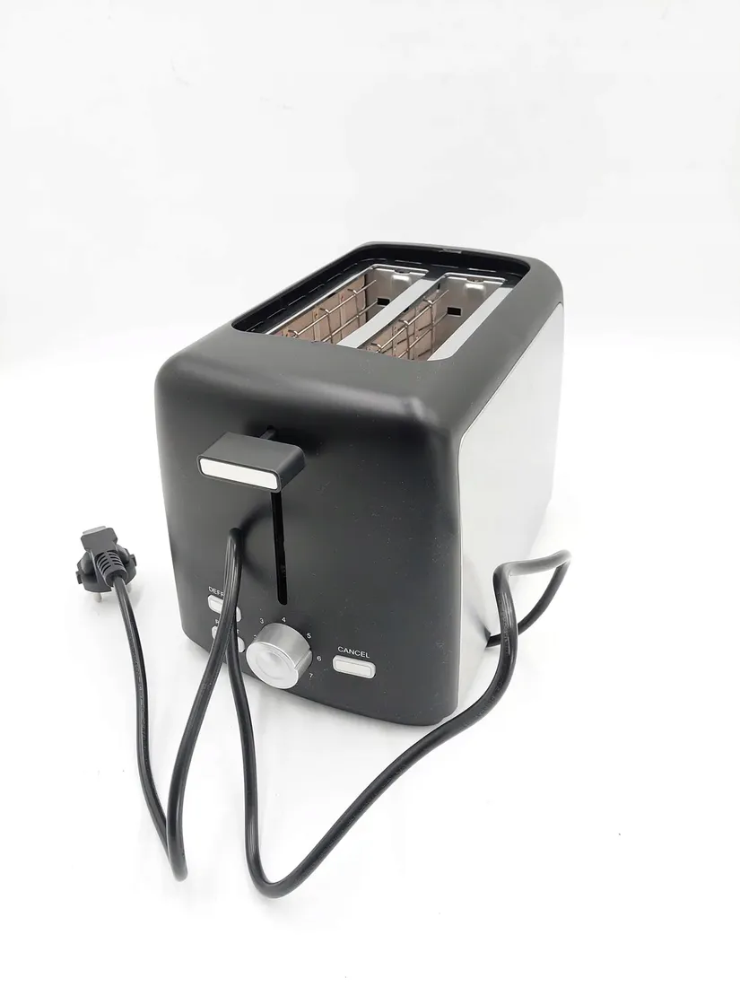 toster-amazon-basics-800w