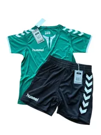 hummel-dzieciecy-zestaw-sportowy-koszulka-spodenki-rozmiar-116-128
