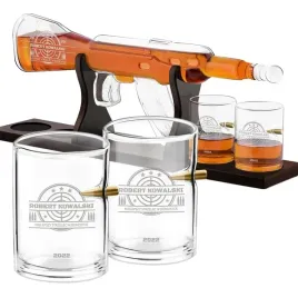zestaw-do-whisky-karafka-karabin-4-szklanki-grawer-na-urodziny-dla-faceta