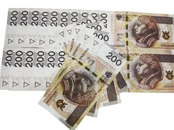 200 złotych banknoty do zabawy i nauki 25 szt