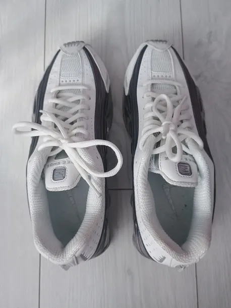 nike-shox-biale-rozmiar-38
