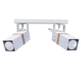 lampa-sufitowa-spot-reflektor-salon-drewno-metal