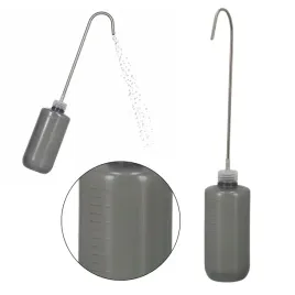 konewka-do-roslin-wiszacych-kwiatow-dozownik-do-podlewania-z-rurka-05-l