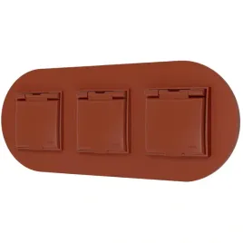 trzy-gniazda-hermetyczne-z-ramka-okragla-seria-mini-kolor-terakota