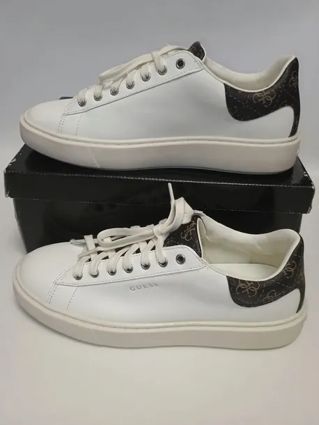 sneakersy-guess-biale-ocieplenie-brak-informacji