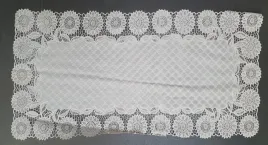 bieznik-obrus-koronkowy-pvc-40-x-84-cm-bezowy