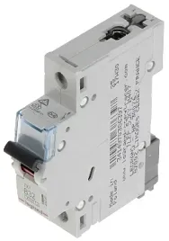 wylacznik-nadpradowy-le-403360-jednofazowy-32-a-typ-b-legrand