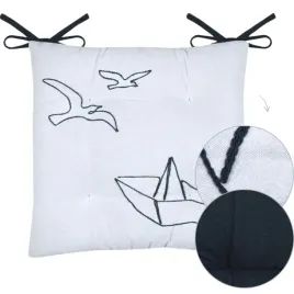 poduszka-na-krzeslo-siedzenie-38x38-cm-bialo-granatowa-ptaki-lodka-haft