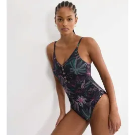 triumph-summer-tropics-op-01-44-c