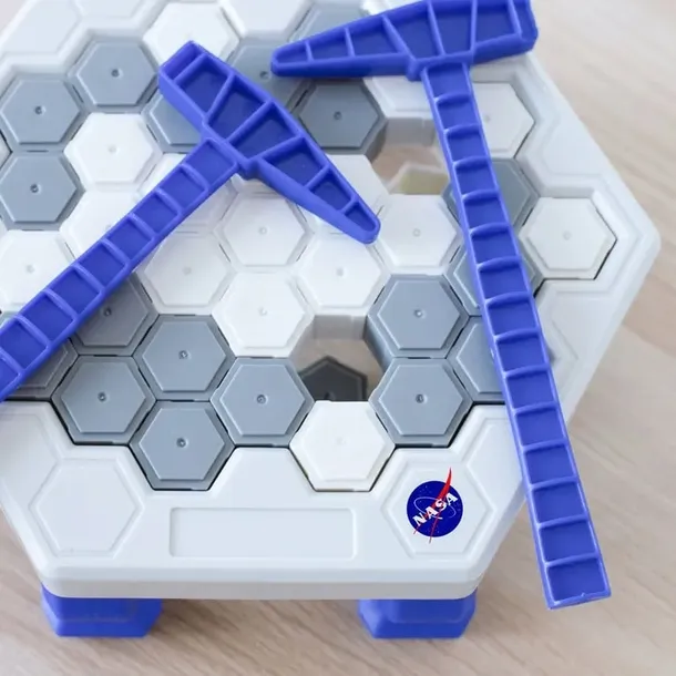 thumbs-up-moon-miner-stratego