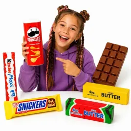 gniotki-squishy-6w1-zestaw-slodycze-maslo-pringles-snickers-kinder-forkids