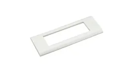 ramka-montazowa-6m-135x45-biala-na-moduly-mediabox