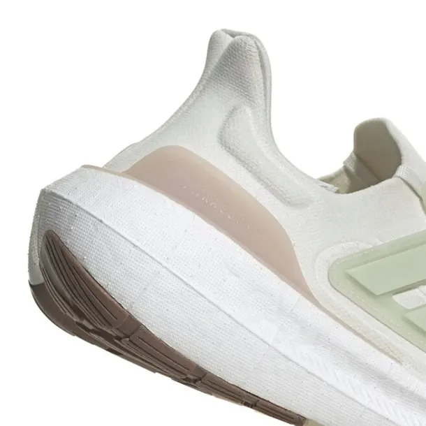 hq6338-marka-adidas-rozmiar-42