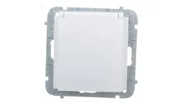 sentia-gniazdo-bryzgoszczelne-z-u-ip44-z-przeslonami-biale-1436-10