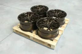 zestaw-sklada-sie-z-cvr1-20x9-et35-20x10-et42-5x112-gloss-bronze