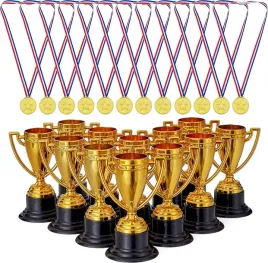 24-medale-i-trofea-sportowe-dla-dzieci-na-urodziny-halloween-zielone