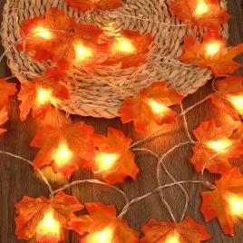 girlanda-led-liscie-klonu-6-m-40-diod-na-baterie-dekoracja-jesienna