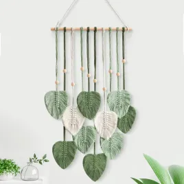 dekoracja-scienna-makrama-lisc-wiszacy-boho-z-haczykiem-do-salonu