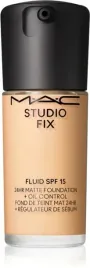 mac-studio-fix-fluid-foudation-spf15-nc15-podklad