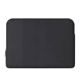 torba-na-laptopa-do-macbook-neo-13-minimal-basicbag-czarna-amazingthing