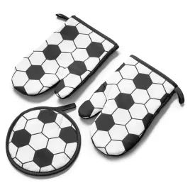 pilkarskie-rekawice-kuchenne-z-podkladka-prezent-dla-fana-futbolu