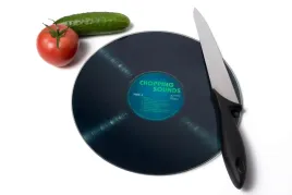 szklana-plyta-winylowa-stylowa-deska-do-krojenia-dla-melomanow