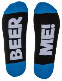 dlugie-skarpetki-ze-smiesznym-napisem-beer-me