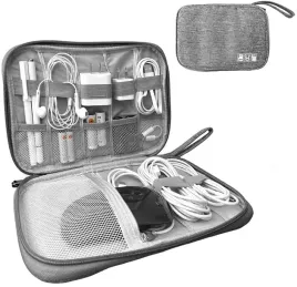 kompaktowy-organizer-podrozny-torba-etui-na-kable-i-ladowarki