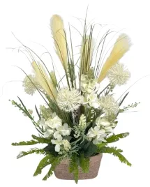 kompozycja-kwiatowa-sztuczna-trawa-pampasowa-w-glinianej-oslonce-50-cm