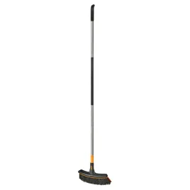 szczotka-uniwersalna-ergonomic-z-prostym-trzonkiem-171cm-1077115-fiskars
