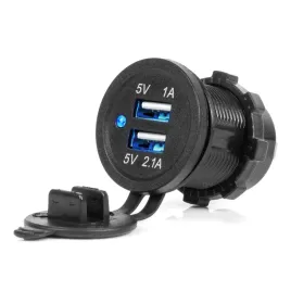 ladowarka-samochodowa-z-gniazdami-usb-wodoodporna-3-1a-2xusb-12v-24v-amio-0