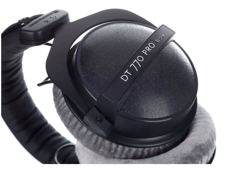 beyerdynamic-dt-770-pro-80-ohm
