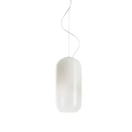 lampa-sufitowa-wiszaca-artemide-gople-mini-z-dmuchanego-szkla-biala
