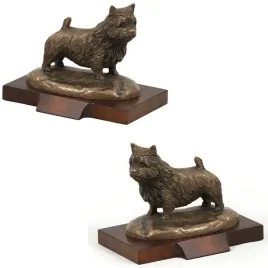 norwich-terrier-statuetka-psa-figurka-na-bialej-podstawie-trofeum-na-wy
