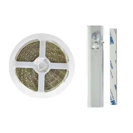 tasma-led-1m-z-sensorem-4xaaa-4000k-eko-light