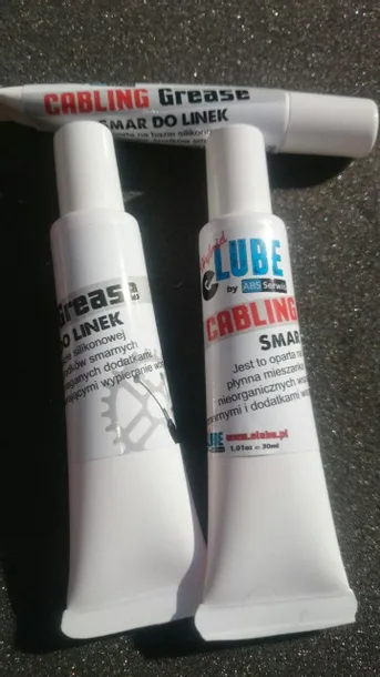 smar-do-linek-opancerzonych-elube-hybrid-cabling