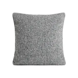 poszewka-vante-miekka-szara-z-ozdobna-struktura-w-paski-45x45-cm-homla