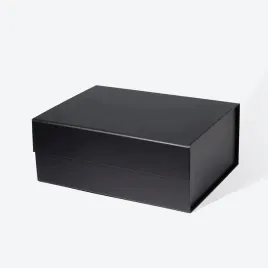 czarne-pudelko-magnetyczne-c5-255x190x100-mm-ozdobny-karton-prezentowy