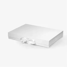 pudelko-magnetyczne-biale-380x280x60mm-ze-wstazka-ozdobne-na-prezent