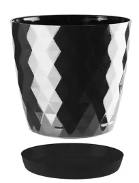 doniczka-oslonka-plastikowa-z-podstawka-18-cm-czarny-polysk-wzor-karo-romby