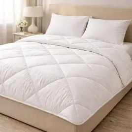 koldra-220x200-caloroczna-pikowana-ciepla-biala-mack-comfort-line-walizka