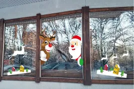 naklejki-swiateczne-na-okno