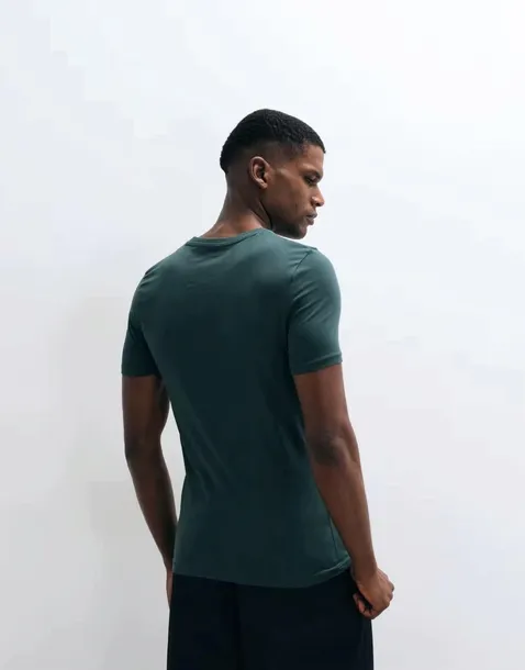 zielony-t-shirt-basic-b23-m-material-dominujacy-bawelna