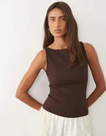 mango-bezowy-top-bez-rekawow-b25-m