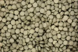 witaminy-dla-psa-z-dzika-roza-pokrzywa-spirulina-tabletki-vita-plus-1kg